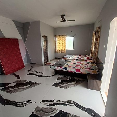 Matoshree Guesthouse Akalkot 外观 照片